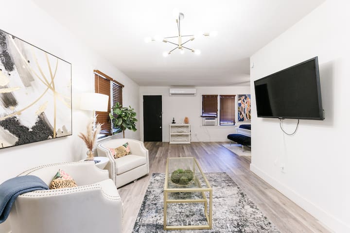Dove | Private Entry Studio | Near Ttu + Hospitals - Lubbock, TX