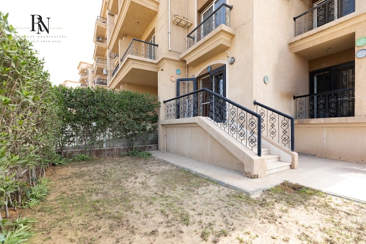 Cozy 1 BDR Apartment In Rehab City: Exterior