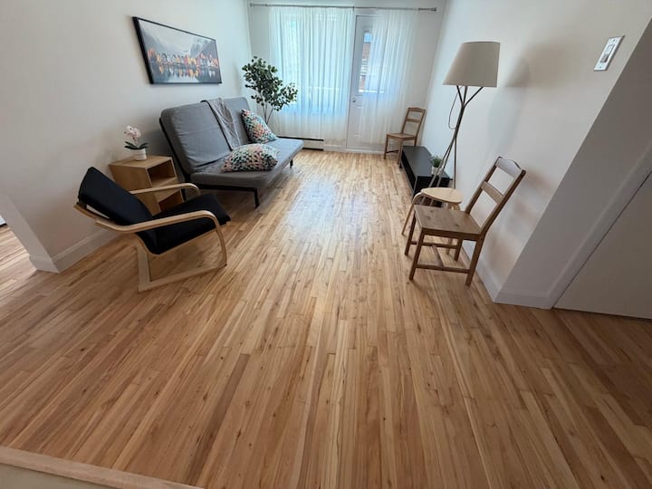 Cozy Beauport Home| Near Shopping & Soccerplex - Quebec, Canadá