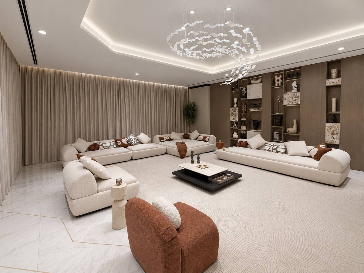 6BR Lamborghini Luxury Villa | Cinema, Spa & Pool - 4