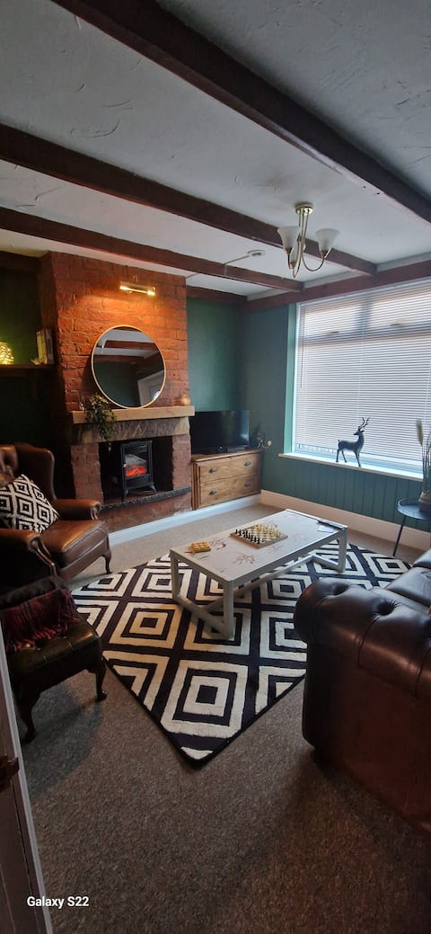 Popular Airbnb listing: The Cathedral Squint in Burton