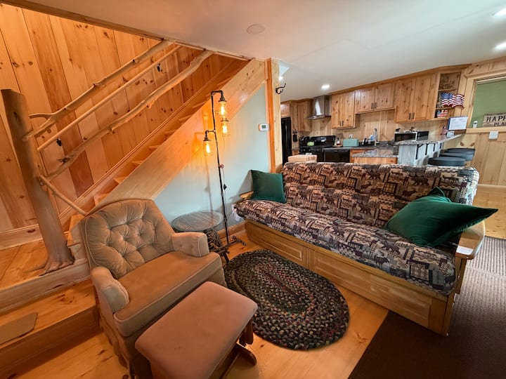 Nh Cabin Walk-out Apartment Near Lakes And Trails - Coleman State Park, Stewartstown