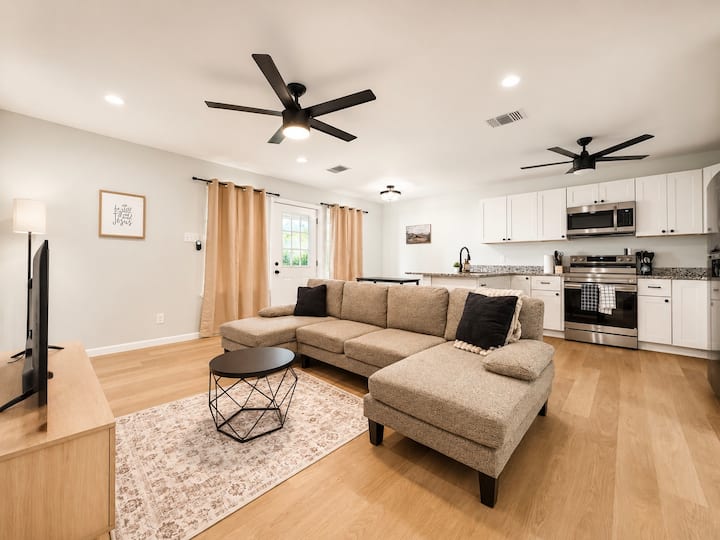 The Brand New Vermont House | 3 Bedroom 2.5 Bath - San Angelo, TX