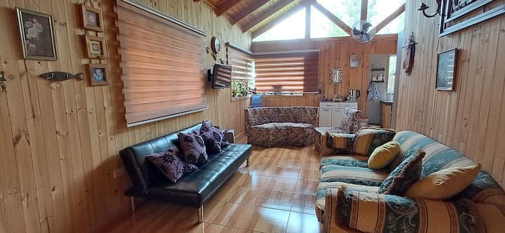 Cabaña Tranquila Y Acogedora Con Piscina - San Vicente de Taguatagua
