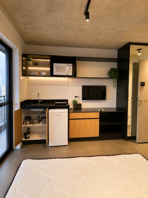 Top Airbnb: Modern studio • Sunrise • With garage in Bom Retiro