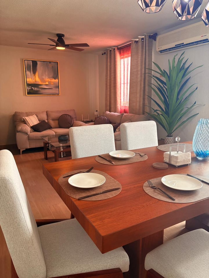 Casa Completa | 2 Recámaras + Cochera Doble - Guadaloupe