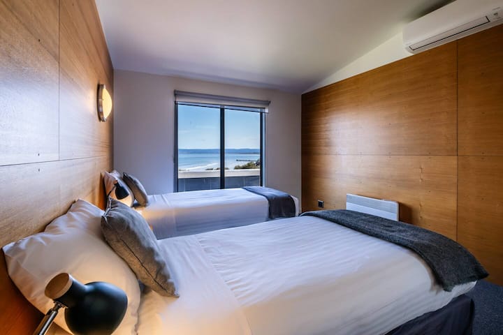Alojamiento en la costa de Freycinet con camas tamaño king