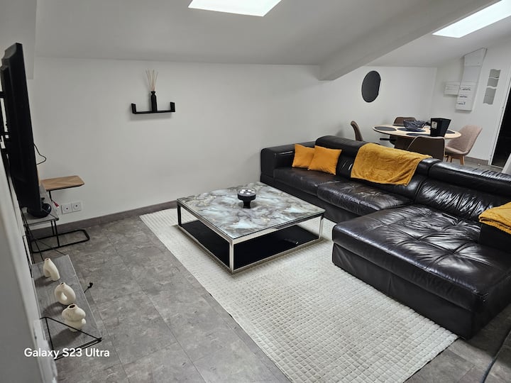 Superbe Appartement Situé Face à La Gare - Orleans