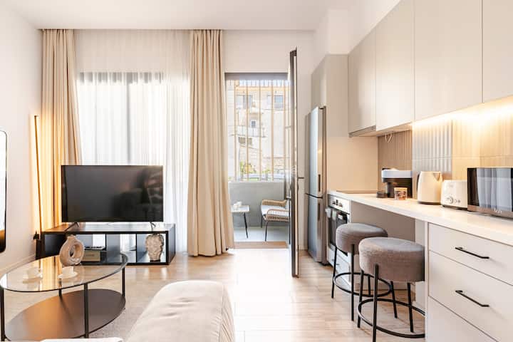 Yamas Olympia Suites Balcony Studio Sun - Limassol