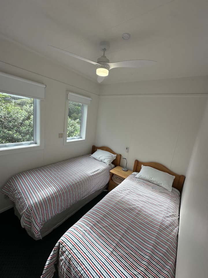 საძინებელი 1