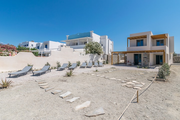 Alia Vourla Suites Iii - Milos