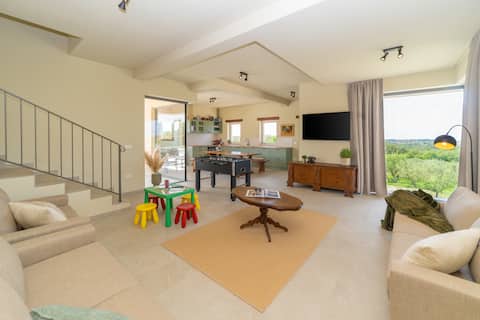 Successful Airbnb property: Villa Veris max. 20, private playground, sea view in Materada
