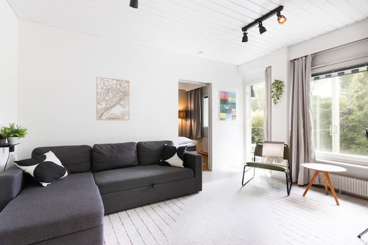 Cozy Apartment With Sauna, Parking And Backyard - Jyväskylä