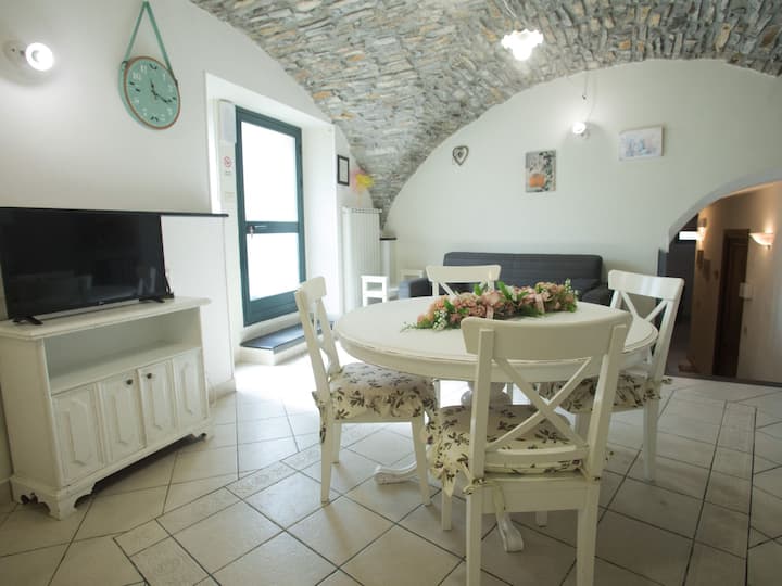 Charmantes Appartment In Diano San Pietro - San Bartolomeo al Mare