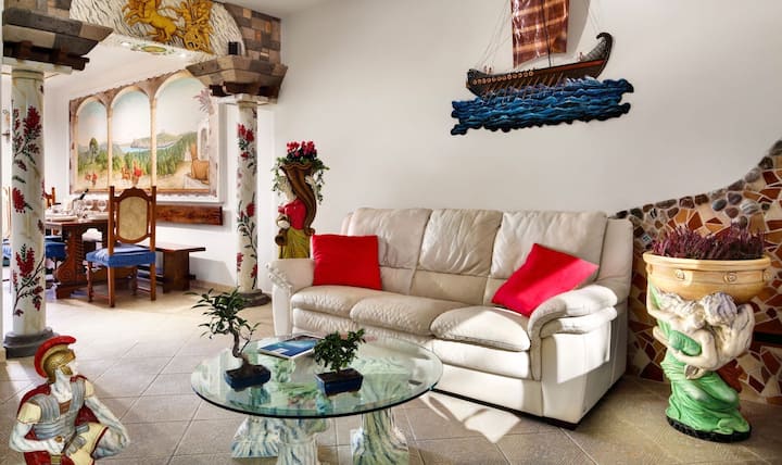 Villa Rosanto, Private Pool, Sea Views & Murals - Massa Lubrense