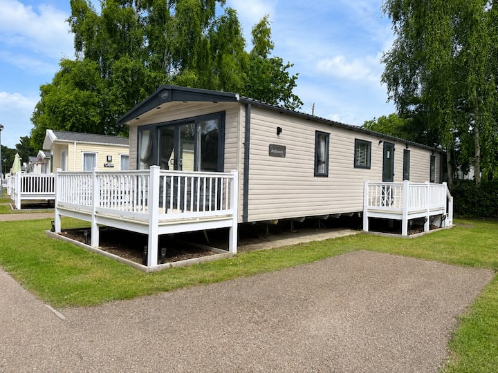 Caravan At Wild Duck, Norfolk Ref 11026sw - Great Yarmouth