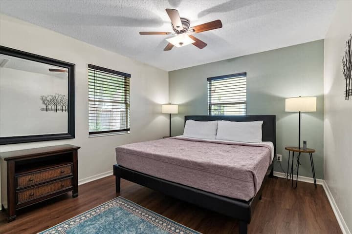 Historic Lincolnville Bungalow | Walk To Castillo - St. Augustine, FL