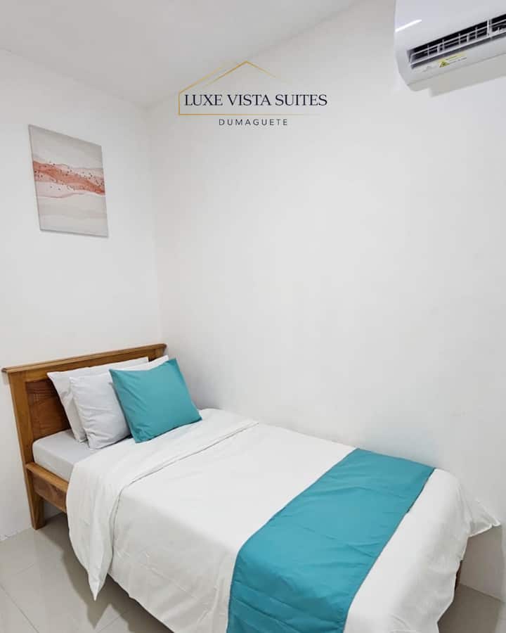 Bedroom 2:
• Airconditioned room
• Clean and comfy bed
• Built-in cabinet
