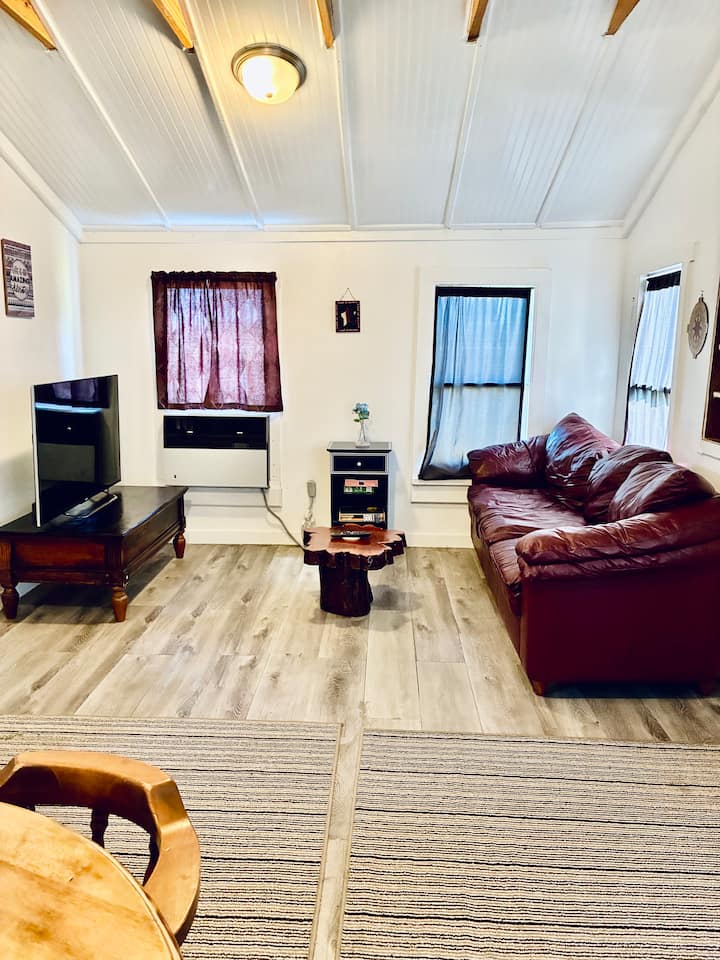 Quirky Little Bay House Pets Ok La Porte Tx - Pasadena, TX