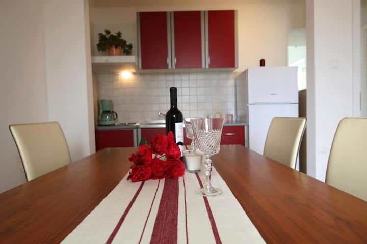Apartment Noemi 1 - Malinska