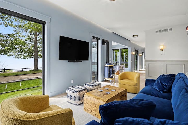 Carlingford Cottage: A Luxury Retreat In Saugatuck - Saugatuck, MI