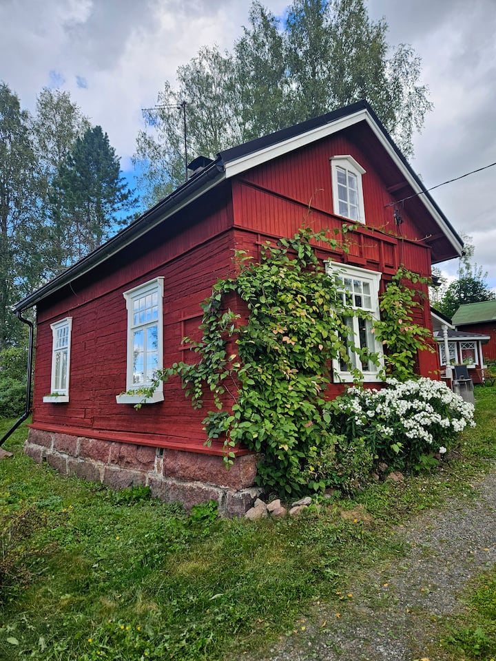 Suloinen Mummonmökki - Pernå