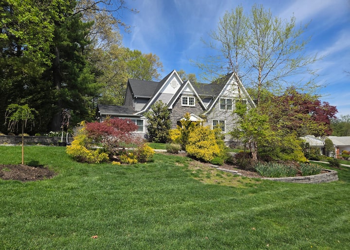 Expansive House For World Cup In Style & Comfort - Morristown, NJ