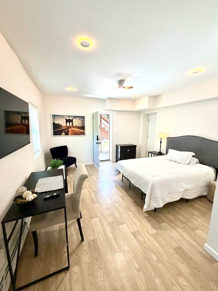 Hidden Gem| Private Studio In Stamford Dwtn - Stamford, CT