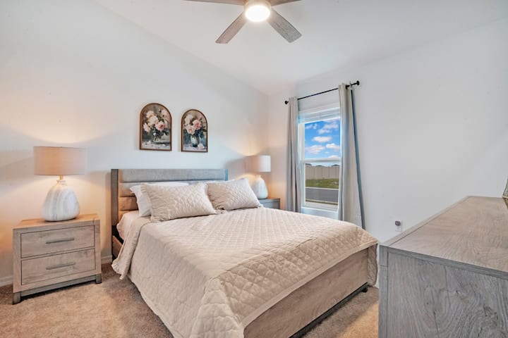 Remote Workers 1bed W/full Kitchen & Living Room - Winter Haven