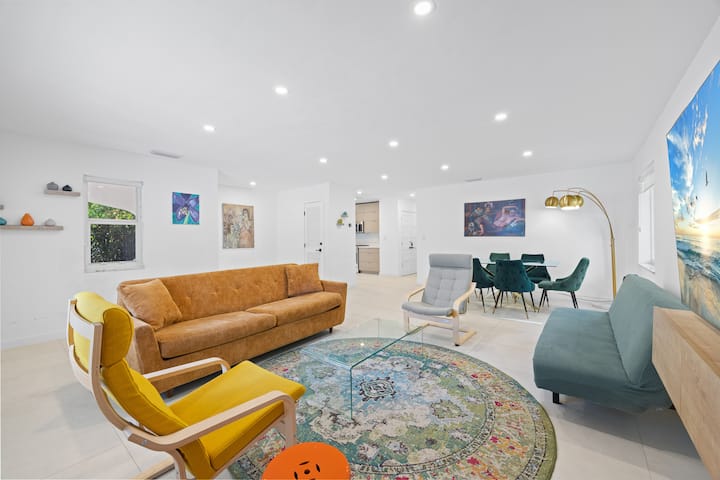 Best Miami House With Grill (Host Up To 15 Guests) - Miami