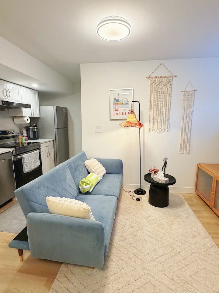 Spacious 2br Private Suite | Events Centre |Tradex - Langley