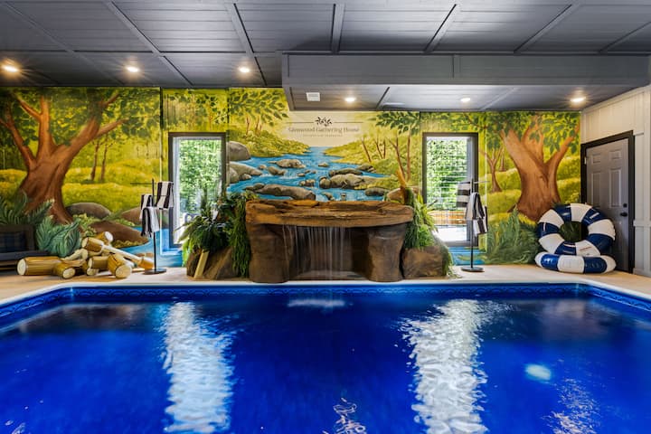 Sleeps 36 | Pool - Pickleball - Hot Tub - Games!