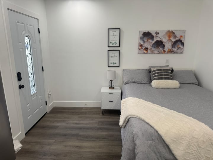 Serenity Stay - Downey, CA
