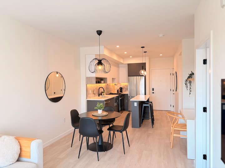 Corporate 90+day | 2br&2ba | Travel Professionals - Surrey
