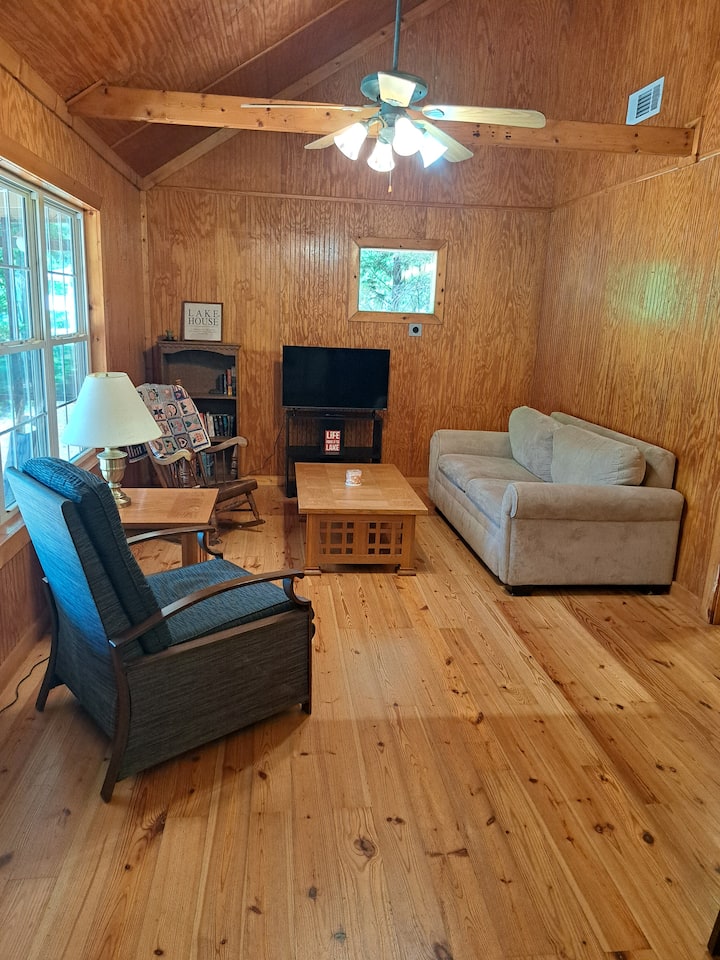 Lake Life Cove - Wedowee, AL