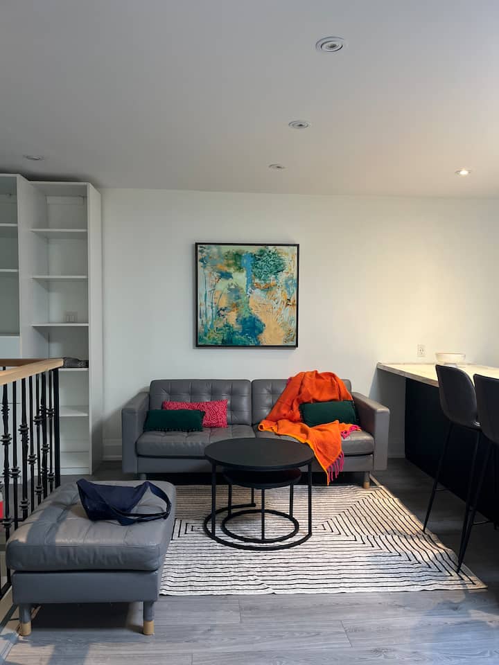 Luxury Suite - King Sized Bed -Veranda Terrace - Toronto