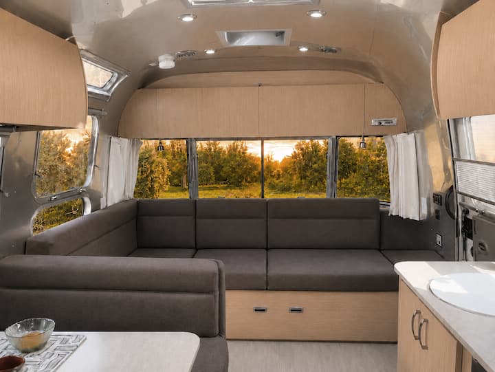 Flying Cloud Airstream Retreat - Homestead, FL