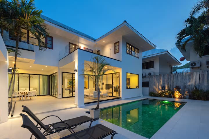 Grand Hill Mansion - Hua Hin