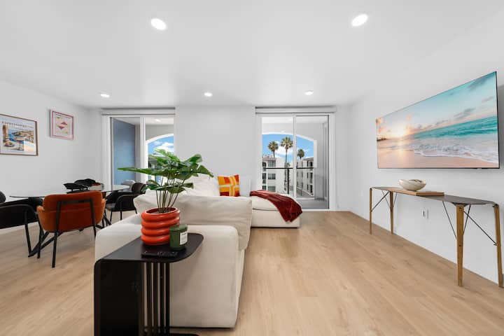 Harbor Side Retreat – Modern & Stylish 1br - Marina Del Rey, CA