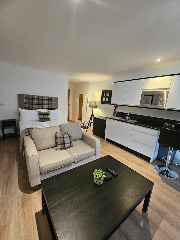 Luxury 1 Bedroom Apartment With Loch View *Bll* - Arrochar