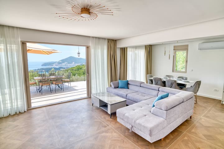 Three Bedroom Villa With Spa - Becici Hills - ブドヴァ