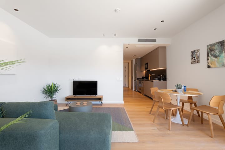 Can Milà | Premium Apartment Double + Twin (007) - Sitges