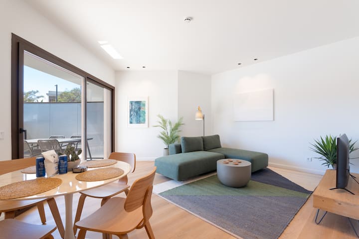 Can Milà | Premium Apartment Double + Twin (007) - Sitges