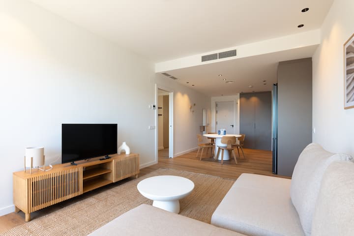 Can Milà | Premium Apartment Double+single (310) - Sitges