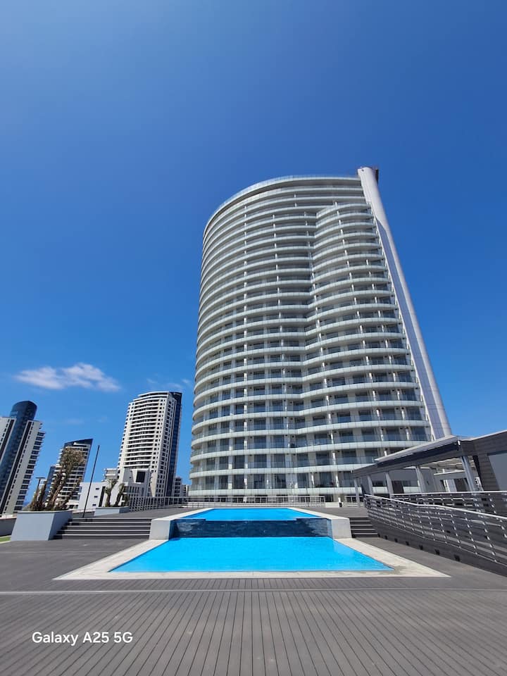 Oceans Umhlanga Holiday - Umhlanga