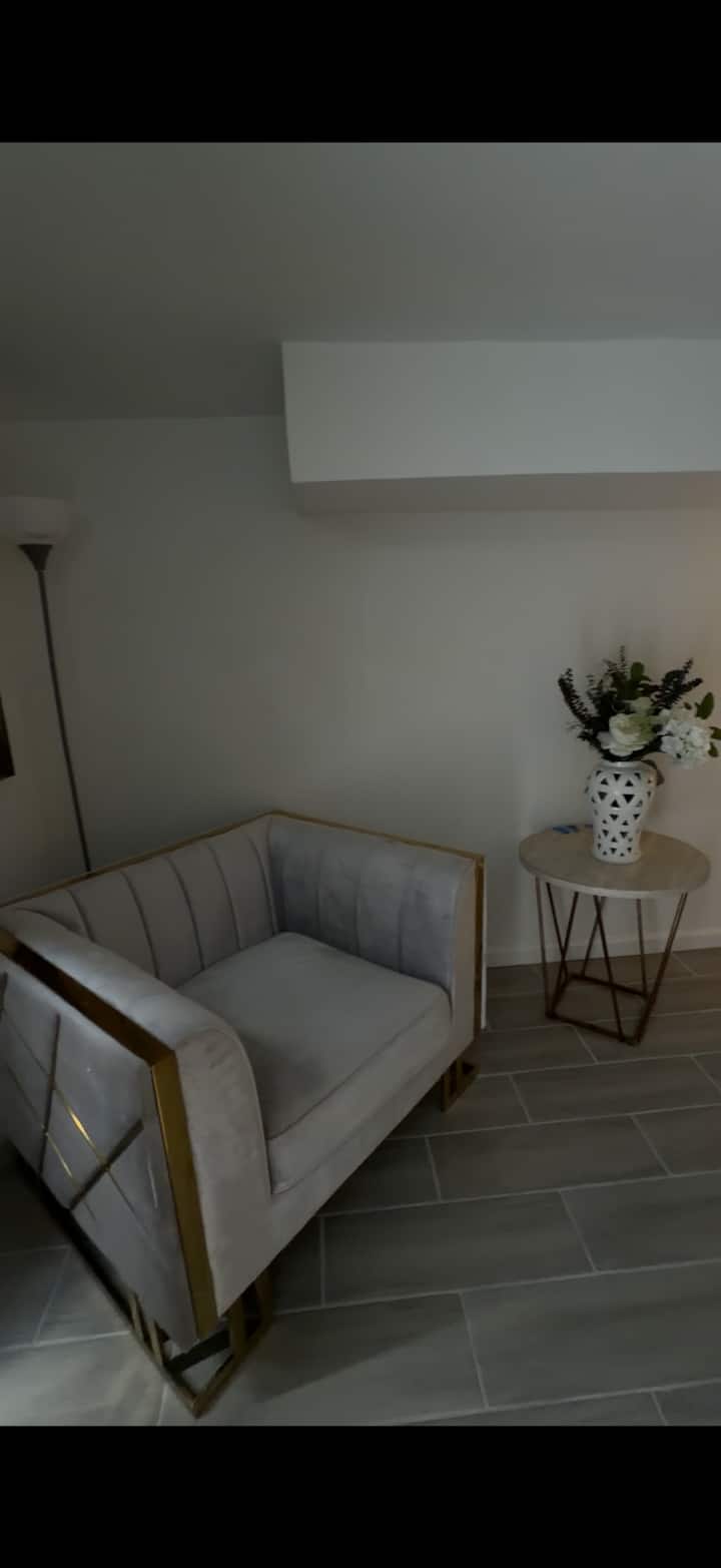 The Garden-level Suite - Philadelphia, PA