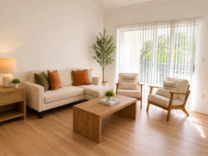 Serene & Cozy 2br Workerfriendly, Pool&gym+kingbed - Plano, TX