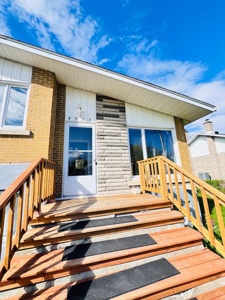 Big Furnished Room Near Rem Station 4935.1.1 - Pointe-Claire