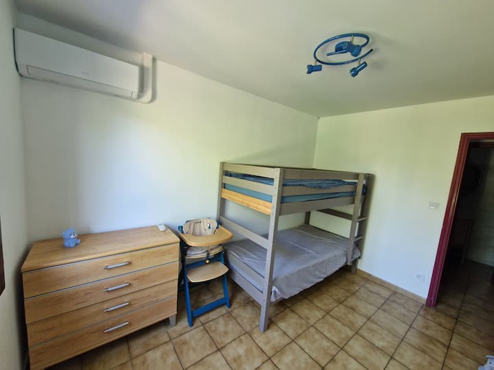 Dhomë gjumi