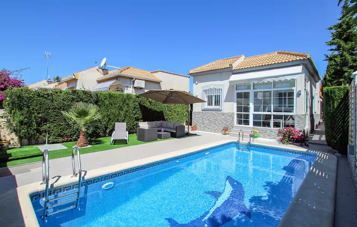 Stunning Villa, Private Swimming Pool, 400 M Sea - Torrevieja